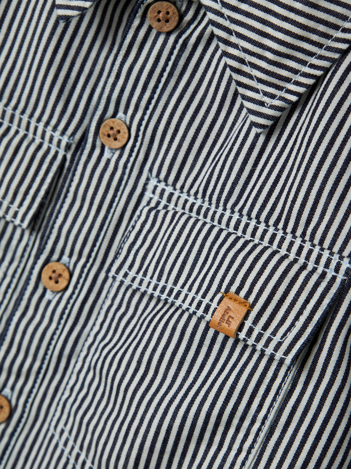 model_shot-front_full